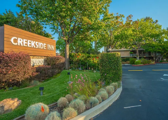 Creekside Inn